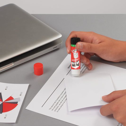 GOMA EN BARRA PRITT 11 GR.